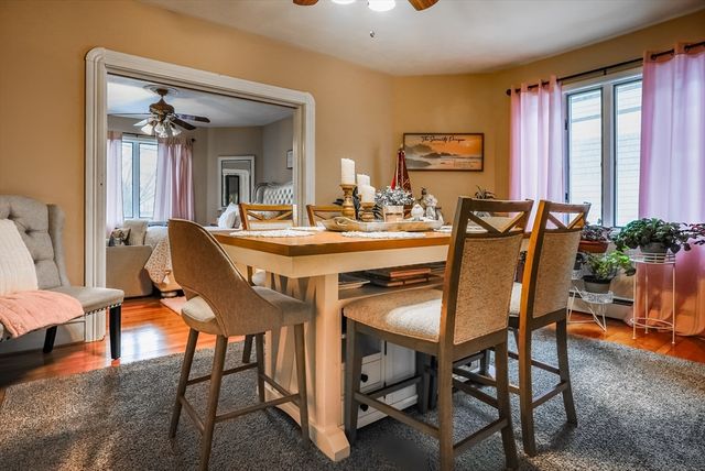 529 Stafford Rd, Fall River, MA 02721