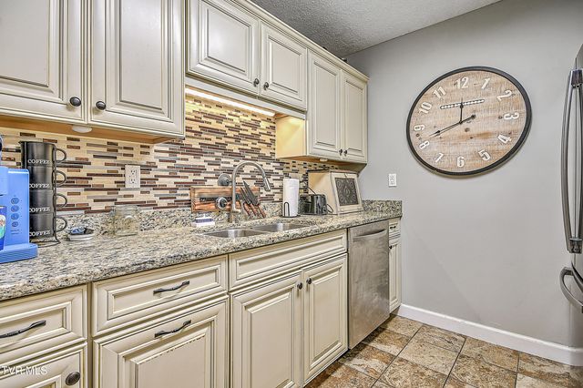 780 Hamilton Road F8, Blountville, TN 37617