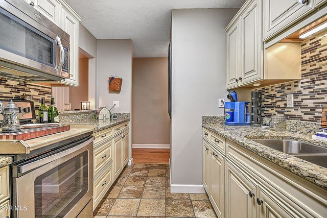 780 Hamilton Road F8, Blountville, TN 37617