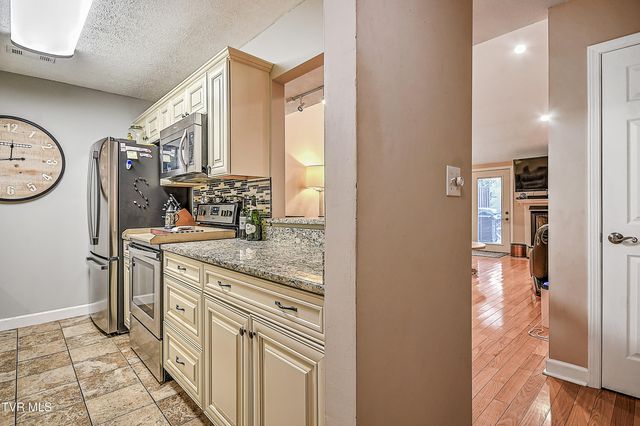 780 Hamilton Road F8, Blountville, TN 37617