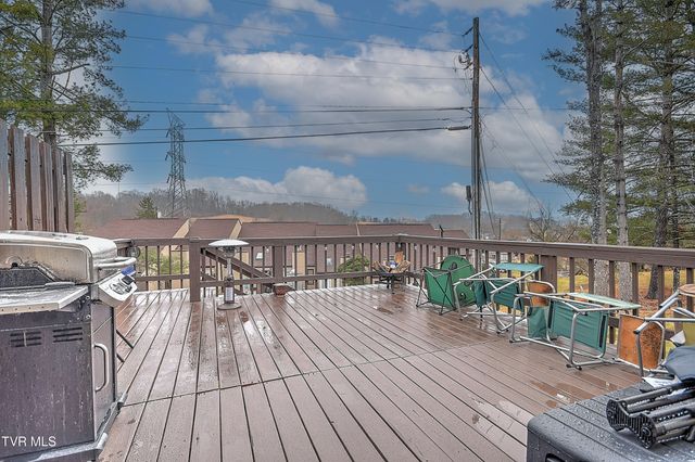 780 Hamilton Road F8, Blountville, TN 37617