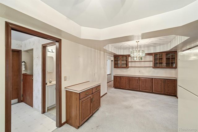 32845 Northampton Drive, Warren, MI 48093