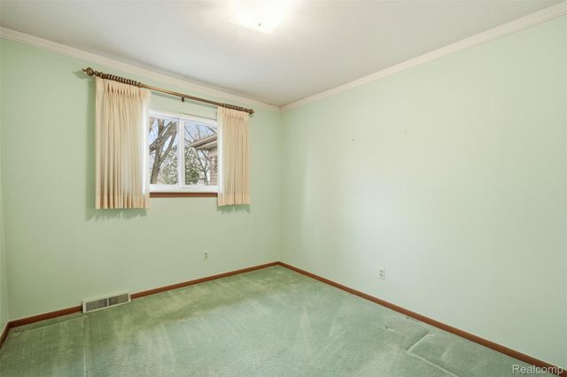 32845 Northampton Drive, Warren, MI 48093