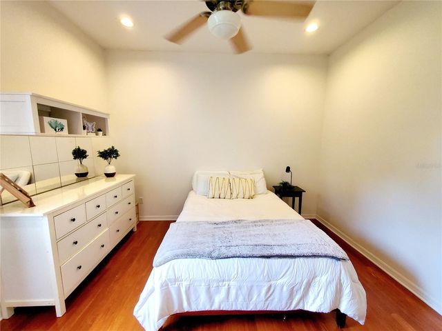 10004 TREE TOPS LAKE ROAD, Tampa, FL 33626