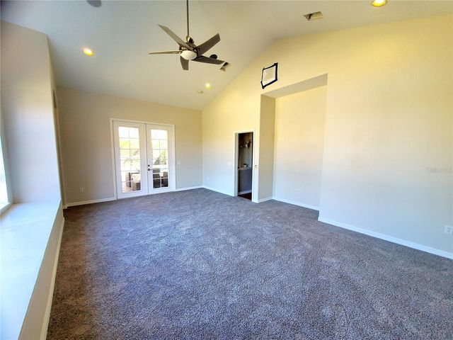 10004 TREE TOPS LAKE ROAD, Tampa, FL 33626