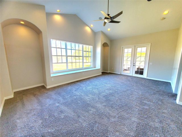 10004 TREE TOPS LAKE ROAD, Tampa, FL 33626