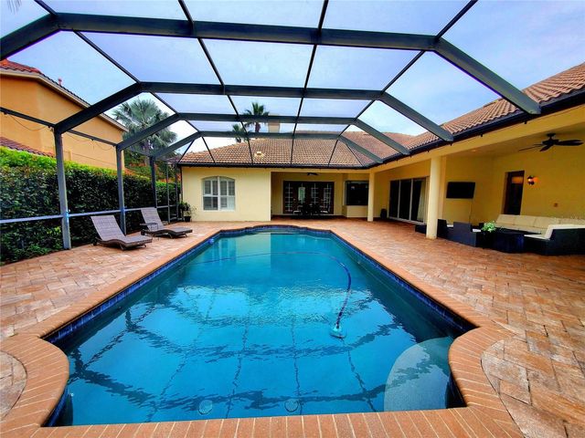 10004 TREE TOPS LAKE ROAD, Tampa, FL 33626