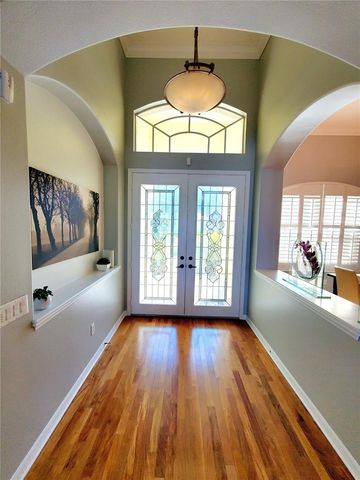 10004 TREE TOPS LAKE ROAD, Tampa, FL 33626