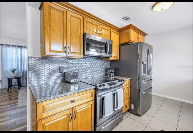 8199 115TH STREET, Seminole, FL 33772