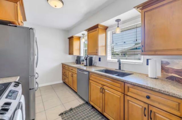 8199 115TH STREET, Seminole, FL 33772
