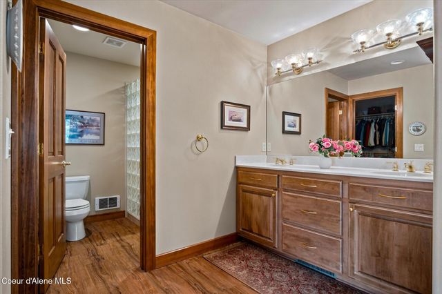 12466 N Holmes LN, Hayden, ID 83835