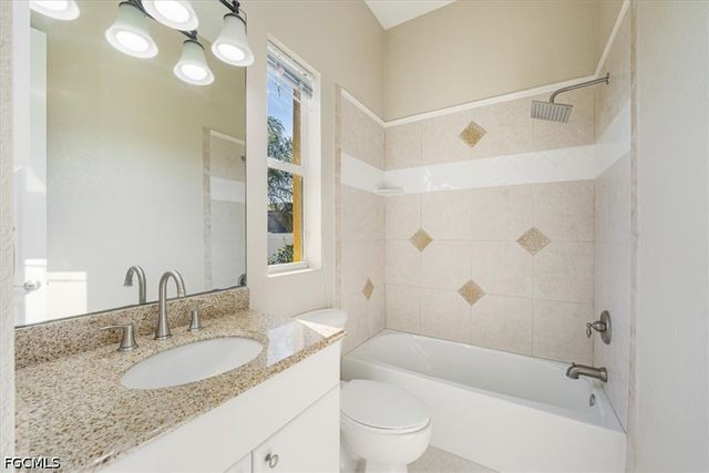 1539 NW 42nd AVE, Cape Coral, FL 33993