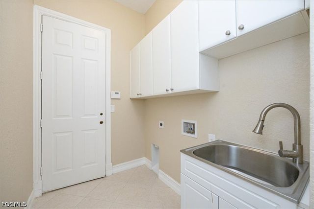 1539 NW 42nd AVE, Cape Coral, FL 33993