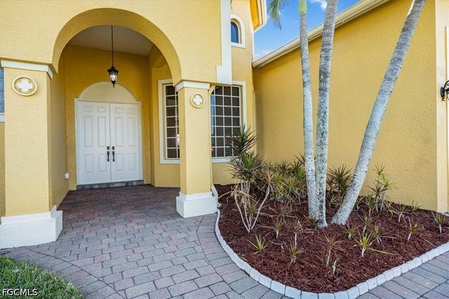 1539 NW 42nd AVE, Cape Coral, FL 33993
