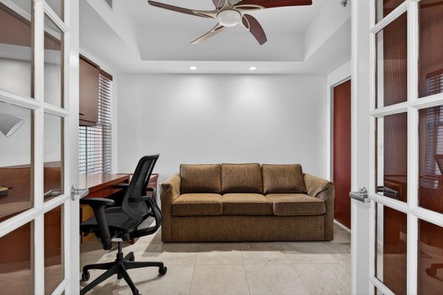 2051 SE 3rd Street Th8, Deerfield Beach, FL 33441