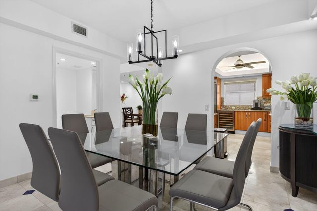 2051 SE 3rd Street Th8, Deerfield Beach, FL 33441