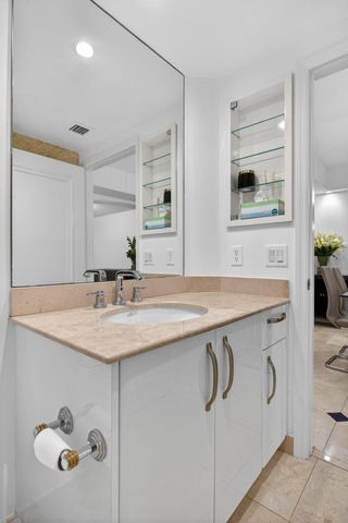 2051 SE 3rd Street Th8, Deerfield Beach, FL 33441