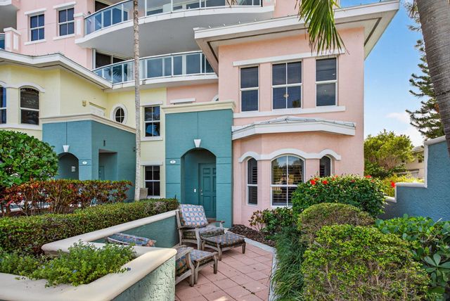 2051 SE 3rd Street Th8, Deerfield Beach, FL 33441