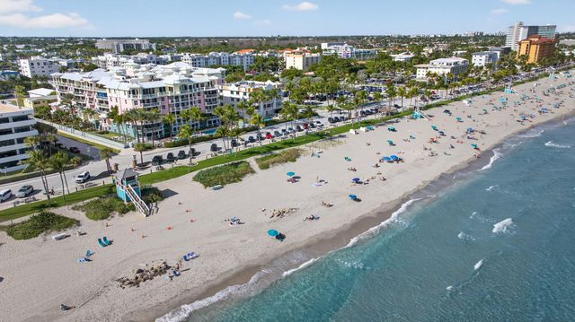 2051 SE 3rd Street Th8, Deerfield Beach, FL 33441