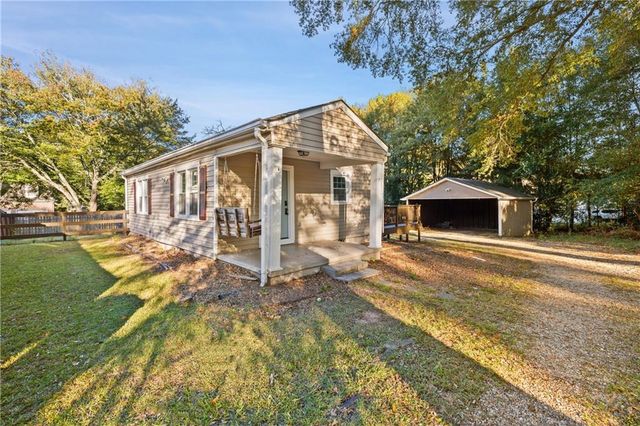 1579 Walker SE Street, Smyrna, GA 30080