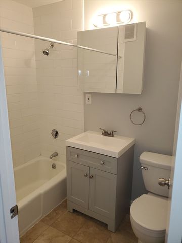 215 Pearl Street 10, Stoughton, MA 02702