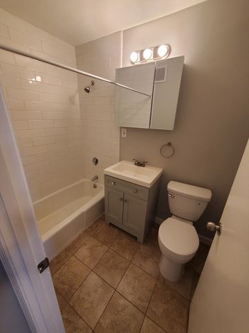 215 Pearl Street 10, Stoughton, MA 02702