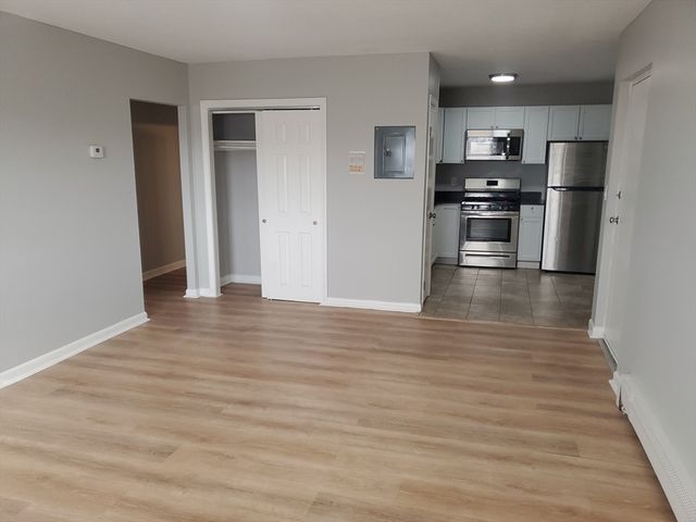 215 Pearl Street 10, Stoughton, MA 02702