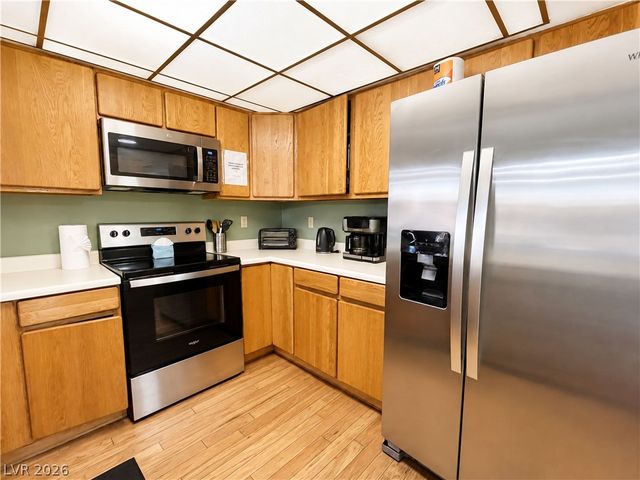 5388 Hibbetts Drive, Las Vegas, NV 89103