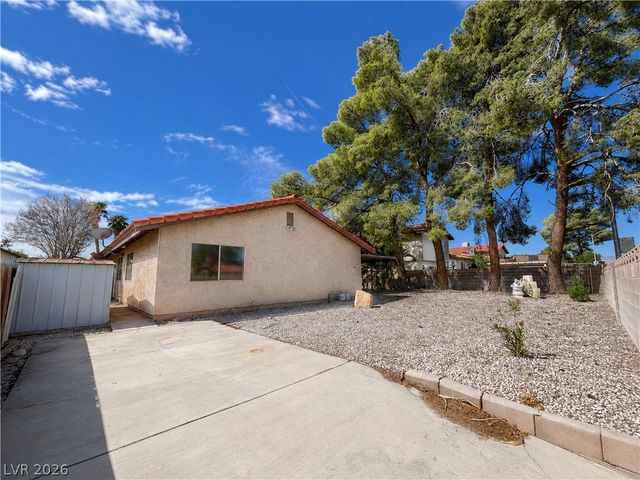 5388 Hibbetts Drive, Las Vegas, NV 89103