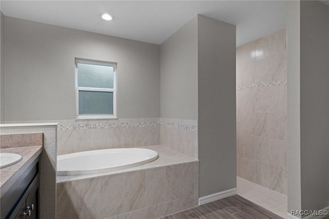 4 Palm Grass Court, Homosassa, FL 34446