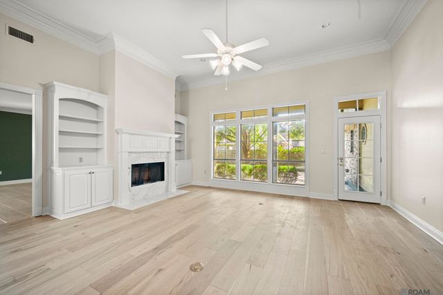 17202 Sweet Olive Dr, Saint George, LA 70817