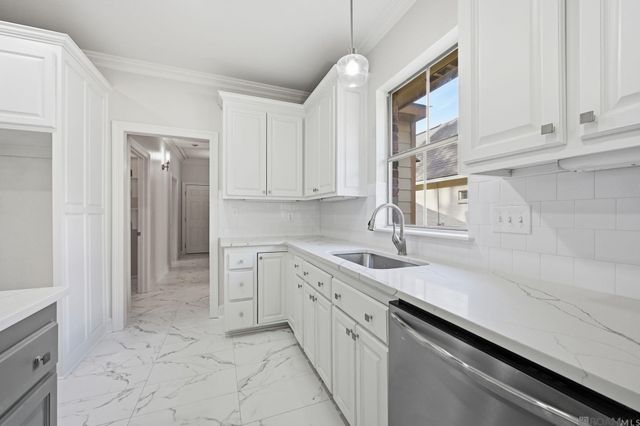 17202 Sweet Olive Dr, Saint George, LA 70817