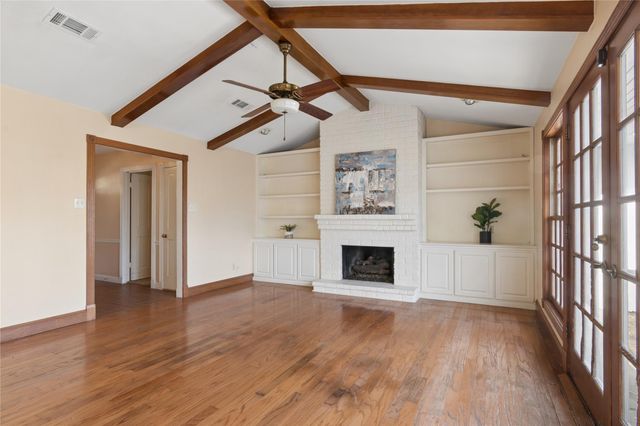 18335 Hereford Lane, Nassau Bay, TX 77058