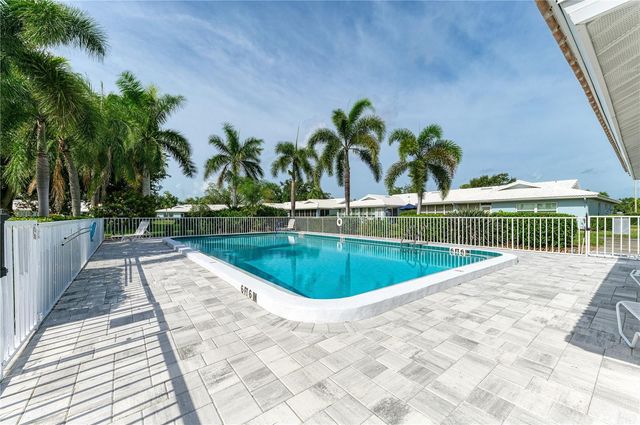 804 67TH STREET W, Bradenton, FL 34209