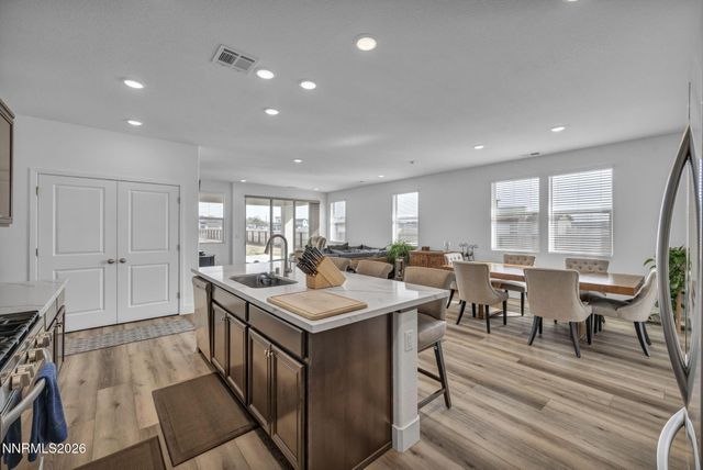 8600 Crandell Drive, Reno, NV 89506