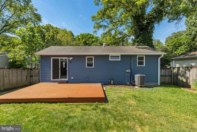 3913 DECATUR AVE, Kensington, MD 20895