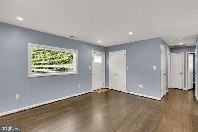 3913 DECATUR AVE, Kensington, MD 20895