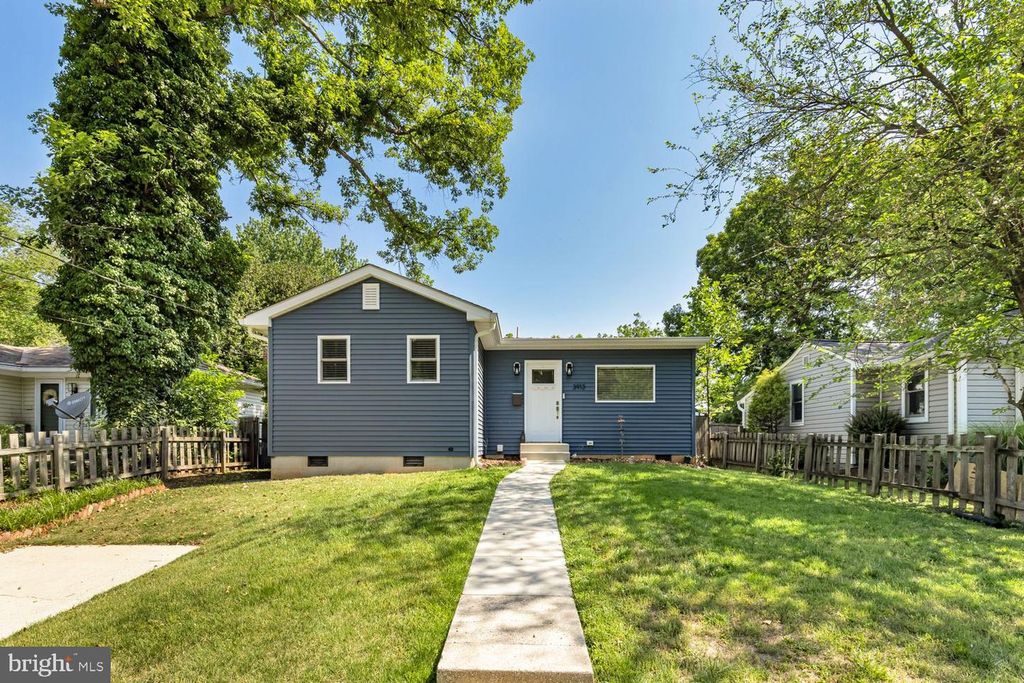 3913 DECATUR AVE, Kensington, MD 20895
