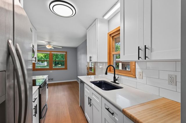 1220 4th Street, Saint Paul Park, MN 55071