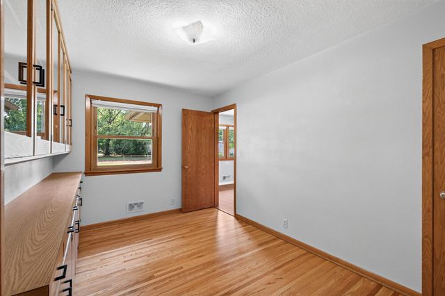 1220 4th Street, Saint Paul Park, MN 55071