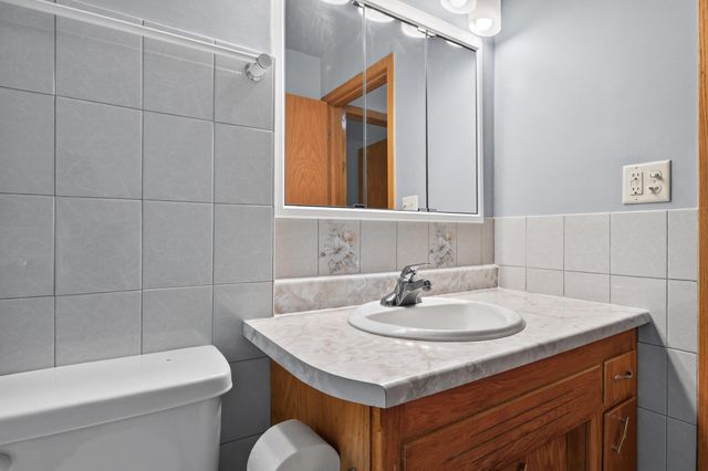 1220 4th Street, Saint Paul Park, MN 55071