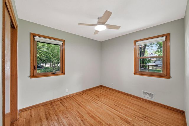 1220 4th Street, Saint Paul Park, MN 55071