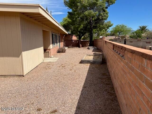 132 E La Espina, Green Valley, AZ 85614