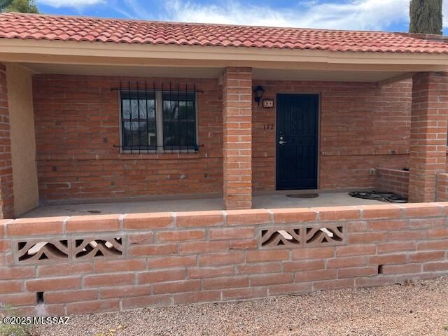 132 E La Espina, Green Valley, AZ 85614