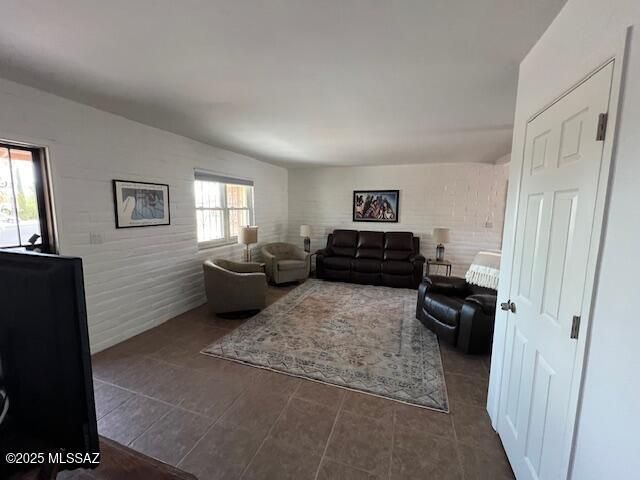 132 E La Espina, Green Valley, AZ 85614