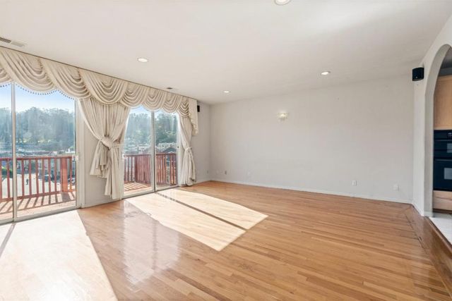 1383 Bacon Street, San Francisco, CA 94134