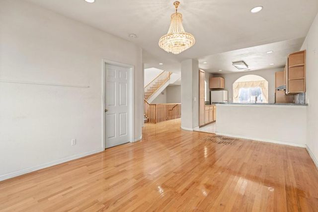 1383 Bacon Street, San Francisco, CA 94134