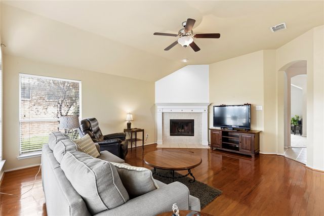 3724 Ranchman Boulevard, Denton, TX 76210