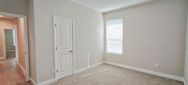 213 Mossy Cliff Lane, Fort Worth, TX 76052