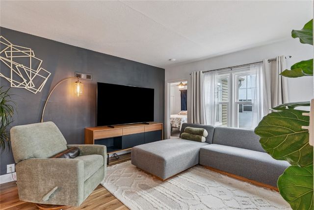 117 Lombard Street, Waterloo, IA 50702